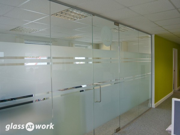 Laurence Associates (Truro, Cornwall): Glass Office Partition