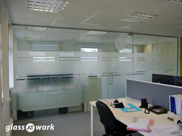 Laurence Associates (Truro, Cornwall): Glass Office Partition