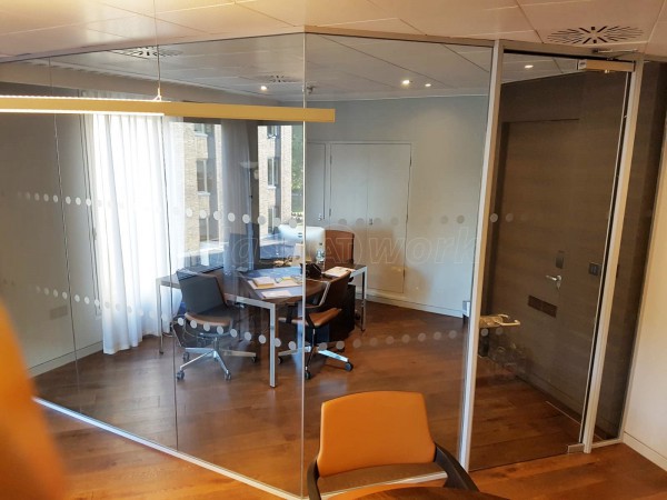 12 Hay Hill Ltd (Mayfair, London): Glazed Corner Room Office Workplace