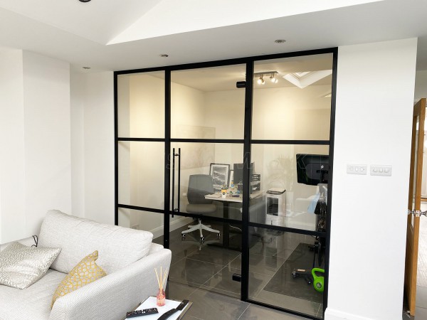 Home Office (Romford, Greater London): T-Bar Industrial Style Home Office With Black Metal Frame