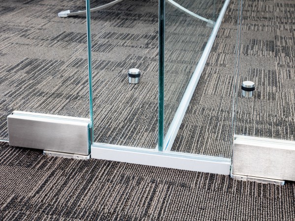 Millgate Connect (Darnall, Sheffield): Mulitple Interior Glass Walls