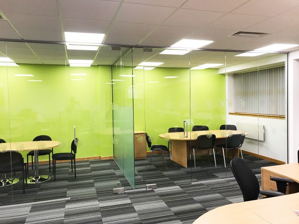 Citrus Mortgages (Milton Keynes, Buckinghamshire): T-Shape Glass Office Walls