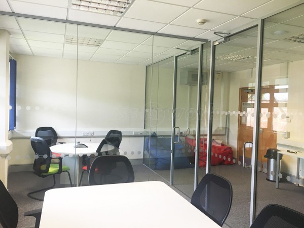 Peak Indicators (Chesterfield, Derbyshire): T-Shaped Twin Glass Office Partition