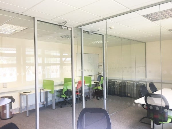 Peak Indicators (Chesterfield, Derbyshire): T-Shaped Twin Glass Office Partition