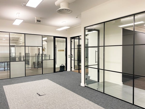 Octopus Architects (Liverpool, Merseyside): Industrial-Style Glass Walls Installation