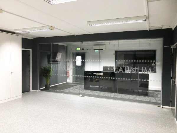Platinum Management Solutions Ltd (Hyde, Manchester): Frameless Glazed Partitioning To Modern Office Space