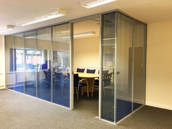 Double Glazed Frameless Glass Office Partitioning