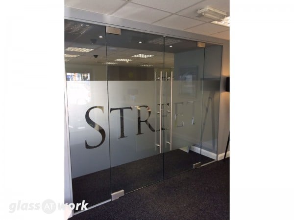 Streets Financial Consulting PLC (Lincoln, Lincolnshire): Glass Double Doors