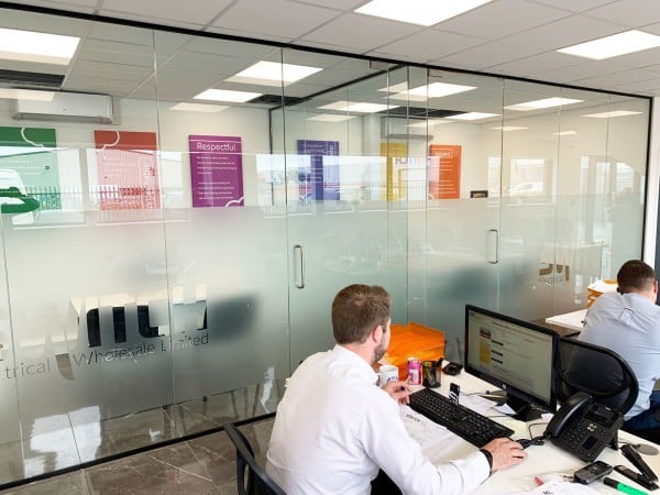 Switch Electrical Wholesale Limited (Peterborough, Cambridgeshire): Toughened Glass Offices and Meeting Rooms