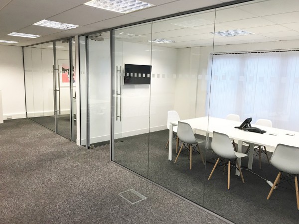 Single Glazed Frameless Glass Office Partitioning