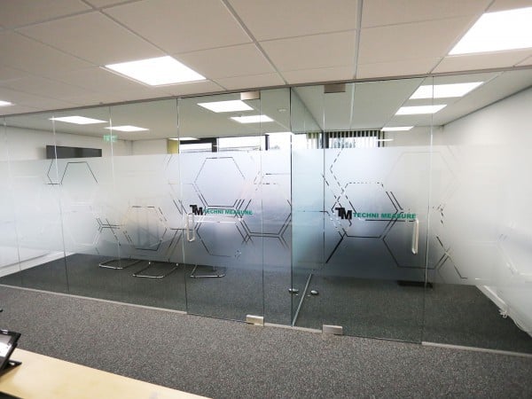 Single Glazed Frameless Glass Office Partitioning