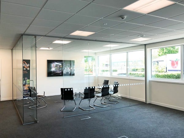 Amalga Limited (West Drayton, Greater London): Toughened Glass Corner Room