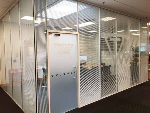 Trelleborg AVS (Leicester, Leicestershire): Double Glazed Meeting Room With Integral Blinds & Bespoke Film
