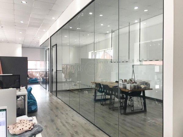 Single Glazed Frameless Glass Office Partitioning