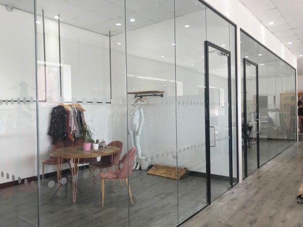 Trend Up (Cheetwood, Manchester): Toughened Glass Partition Rooms With Black Frame