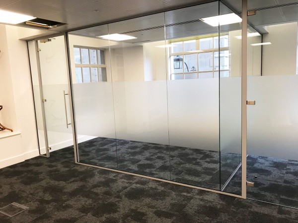 Tulchan (Fleet Street, London): Two Glass Office Meeting Room Enclosures Using Laminated Acoustic Glazing