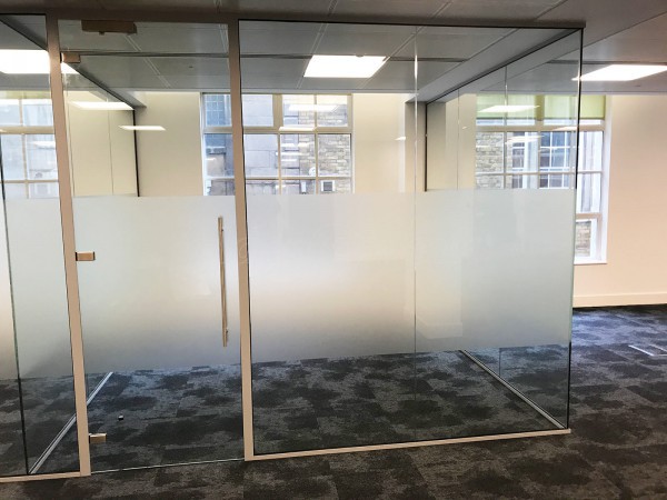 Tulchan (Fleet Street, London): Two Glass Office Meeting Room Enclosures Using Laminated Acoustic Glazing