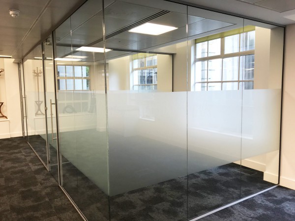 Tulchan (Fleet Street, London): Two Glass Office Meeting Room Enclosures Using Laminated Acoustic Glazing