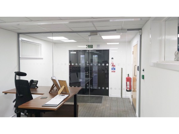 Tygris Ltd (Irvine, Scotland): Toughened Glass Office Meeting Rooms