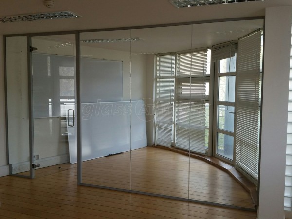 Upfront (Camden, London): Glass Office Partitions