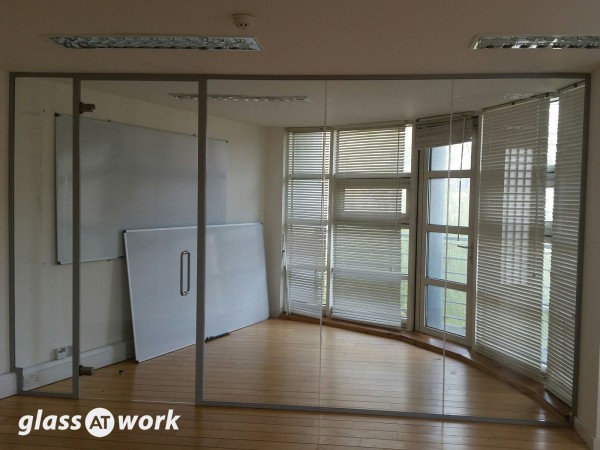 Upfront (Camden, London): Glass Office Partitions