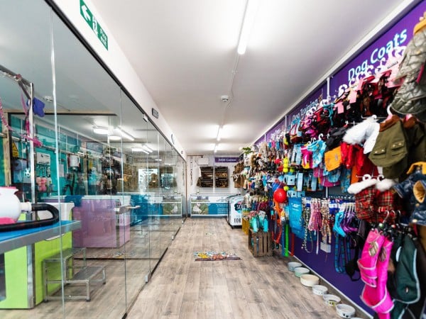 Woofs n Scruffs (Sunderland, Tyne and Wear): Shop / Retail Frameless Toughened Glass Walls and Doors