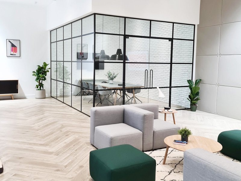 Industrial-style T-bar Glazing